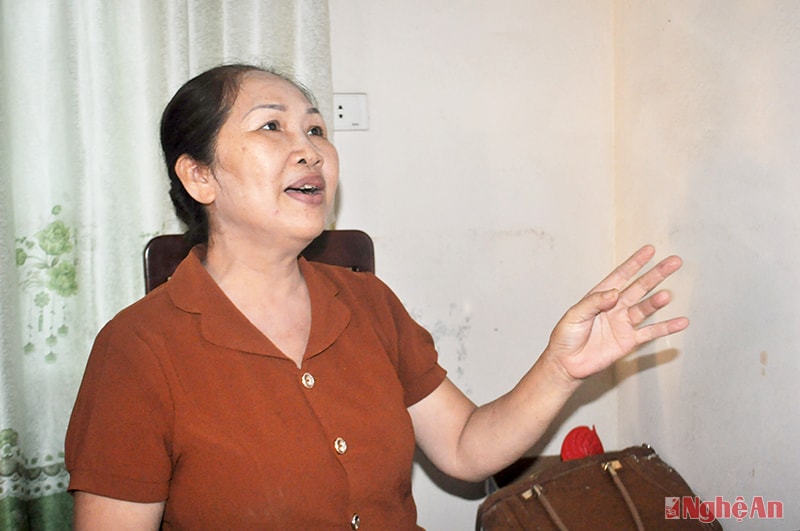 Nghệ Nhân Hoàng Thị Cẩm Vân.