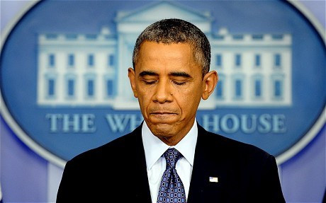 Tổng thống Obama kém vui trong cuộc họp báo ngày 5/11. 