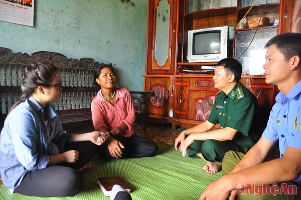 Phỏng vấn người dân tại xã Môn Sơn (Con Cuông).