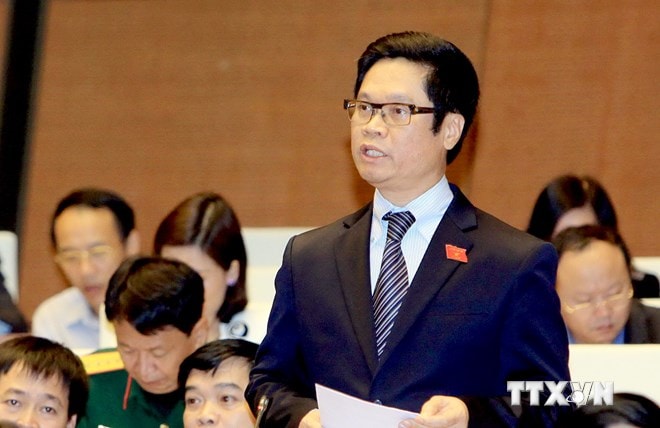 Đại biểu Quốc hội tỉnh Thái Bình Vũ Tiến Lộc phát biểu ý kiến thảo luận về dự thảo Luật doanh nghiệp (sửa đổi). Ảnh: TTXVN
