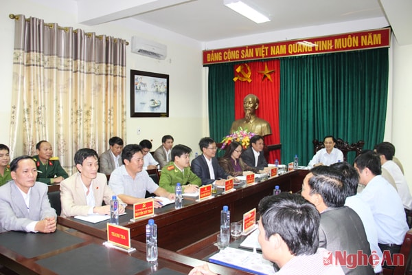 Toàn cảnh buổi làm việc
