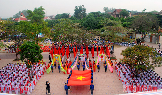 Quang cảnh lễ kỷ niệm 55 năm thành lập Trường THPT Đô Lương 1