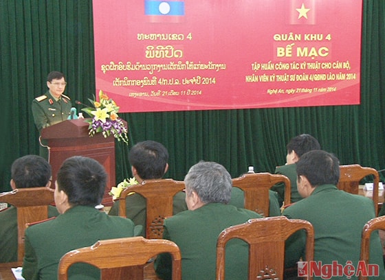 Thiếu tướng Đặng Trọng Quân – Phó tư lệnh Quân khu phát biểu tại lễ bế mạc tập huấn