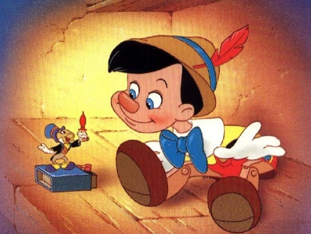 Cậu bé người gỗ Pinocchio trong phim hoạt hình của hãng phim Wald Disney.