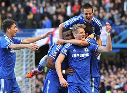 Các cầu thủ Chelsea ăn mừng bàn thắng. Ảnh Internet