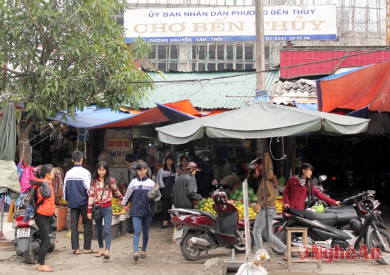 Chợ Bến Thủy, TP. Vinh.