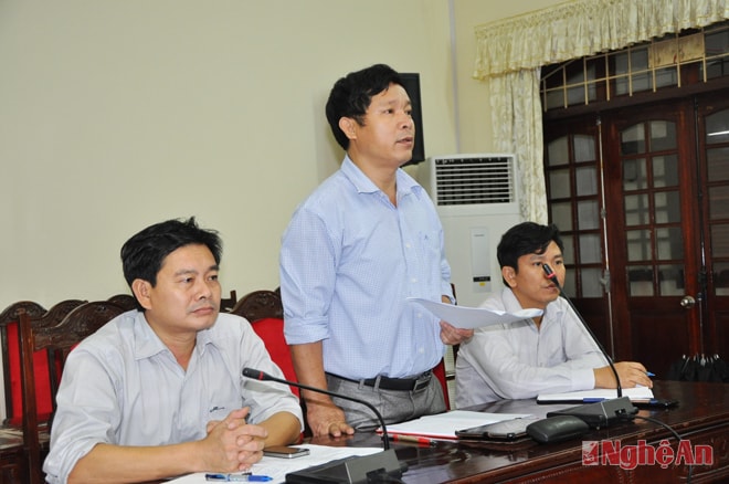Đồng chí Lê Quốc Khánh - Phó Ban Tổ chức Tỉnh ủy phát biểu