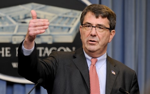 Ông Ashton Carter (Ảnh Reuters)