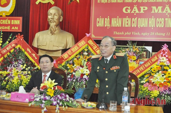 Đồng chí Nguyễn Phong Phú - Chủ tịch Cựu chiến binh tỉnh cảm ơn sự quan tâm của lãnh đạo tỉnh đối với lực lượng CCB tỉnh