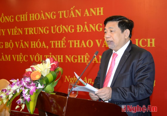 Đồng chí Nguyễn Xuân Đường phát biểu