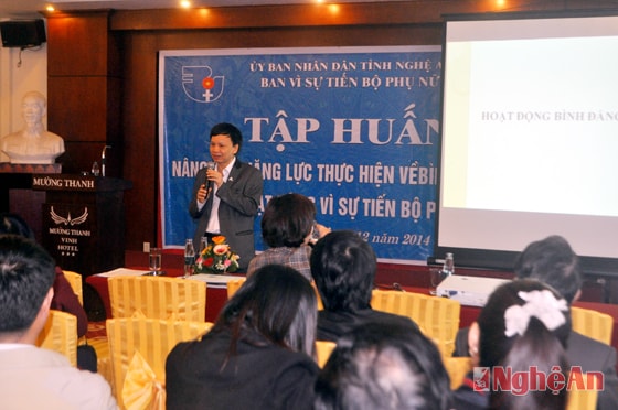 Toàn cảnh buổi tập huấn.