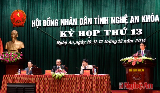 Đoàn chủ tịch điều hành kỳ họp