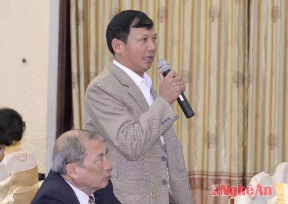 Đại biểu Lê Văn Trí (Anh Sơn) chất vấn tình trạng nể nang trong bình xét hộ nghèo