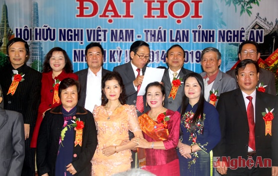 Ban Chấp hành Hội Hữu nghị Việt Nam - Thái Lan tỉnh Nghệ An nhiệm kỳ 2014 - 2015.