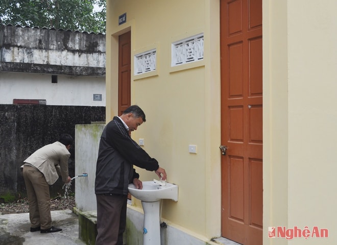 Công trình cấp nước nhà vệ sinh tại Trạm Y tế xã Long Thành - Yên Thành.