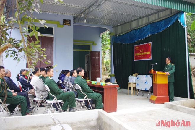 Quang cảnh buổi lễ khánh thành “Nhà tình nghĩa”