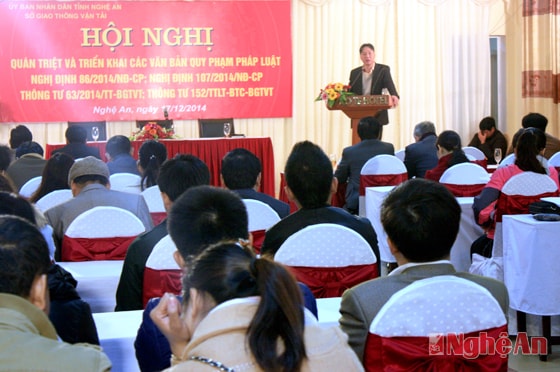 Toàn cảnh hội nghị.