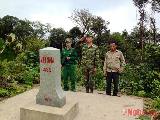 uần tra cột mốc biên giới