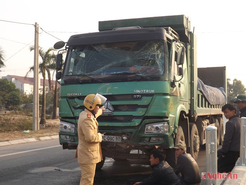 Chiếc xe tải “hổ vồ”