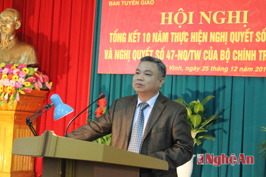Đồng chí Lê Bá Hùng phát biểu tại hội nghị
