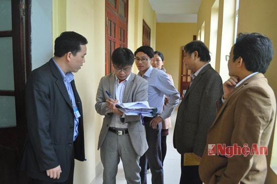Kiểm tra tại Phòng quản lý khoáng sản
