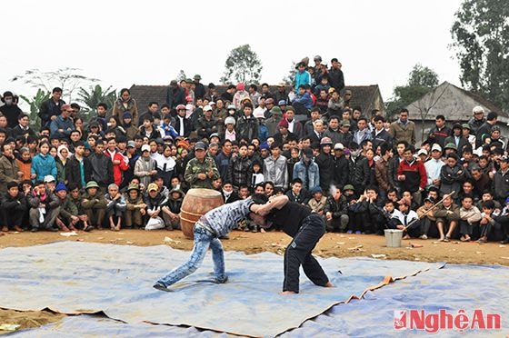 Hội vật ở xã Nam Xuân, huyện Nam Đàn.