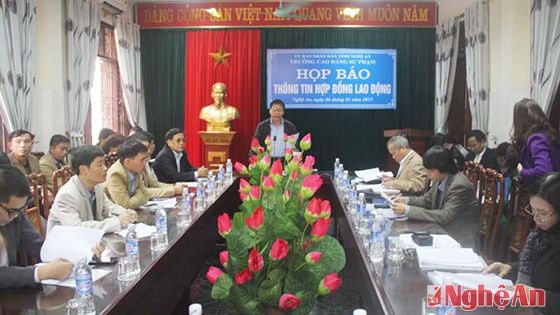 Cuộc họp báo chiều ngày 6/1/2015 do Trường Cao đẳng sư phạm tổ chức