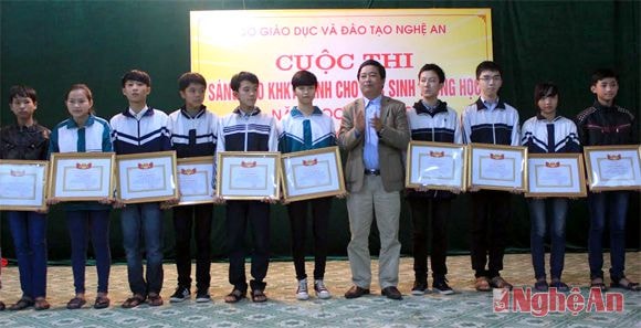 Các tác giả đoạt giải Nhì