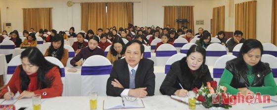 Các đại biểu tham dự hội nghị