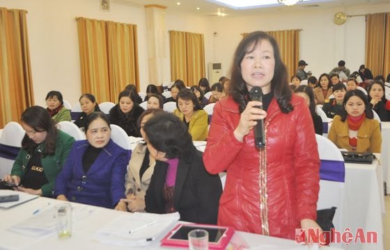 Đại diện Hội Phụ nữ Đô Lương đề xuất cần nâng cao chất lượng đội ngũ cán bộ hội cơ sở