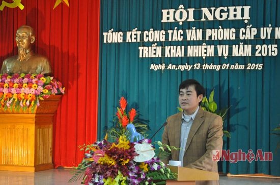 Đại diện Văn phòng Huyện ủy Nghĩa Đàn phát biểu tham luận