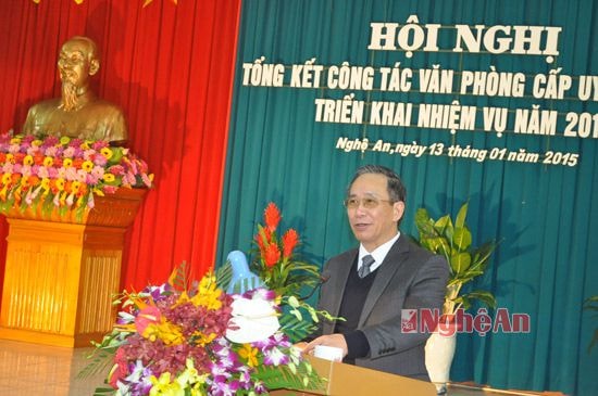 Đồng chí Trần Hồng Châu - Phó Bí thư Thường trực phát biểu chỉ đạo hội nghị