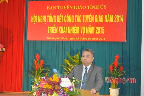 Đồng chí Lê Bá Hùng - Trưởng Ban Tuyên giáo Tỉnh ủy phát biểu 