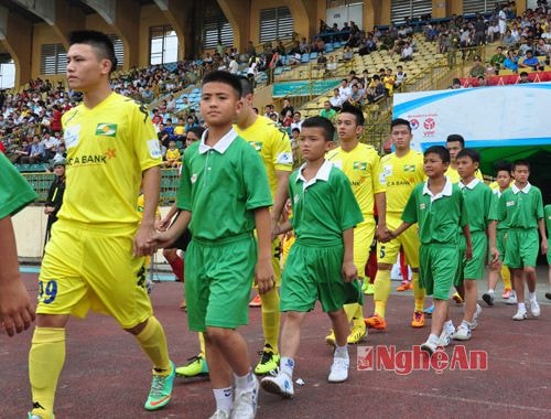 Với trận thắng trên sân Chi Lăng, các cầu thủ trẻ SLNA bước vào trận đấu này với tâm lý rất tự tin