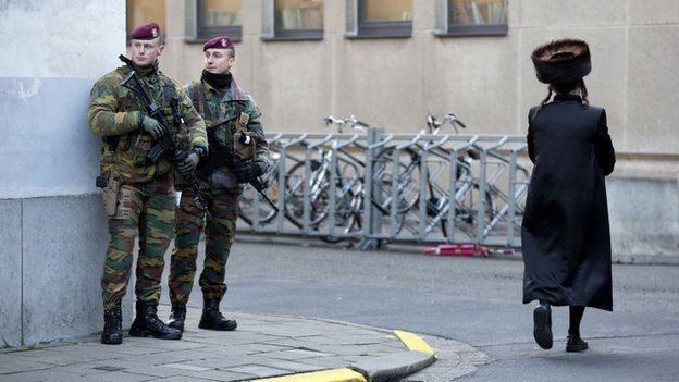 Tăng cường an ninh ở Bỉ. Ảnh: BBC