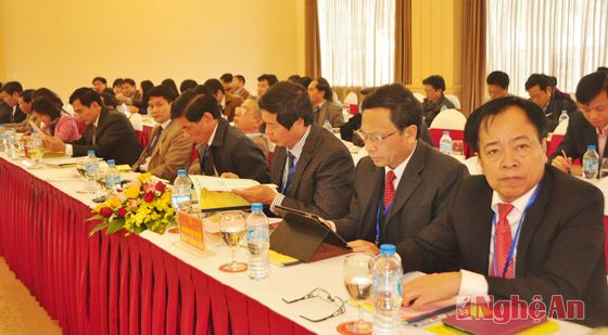 Các đại biểu các tỉnh Bắc Trung Bộ tham dự hội nghị