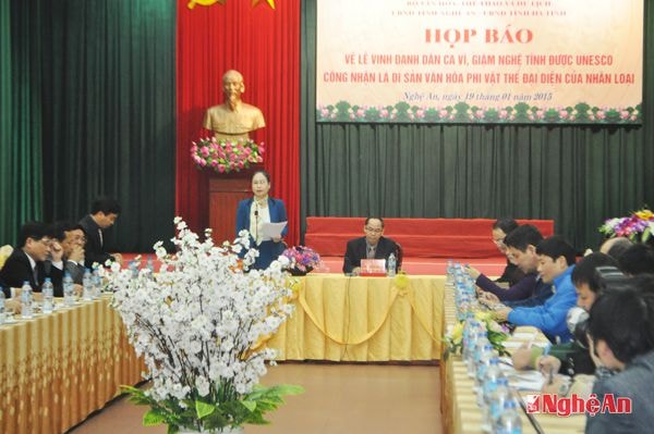 Toàn cảnh buổi họp báo