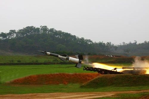 Gói nâng cấp này chủ yếu tập trung vào cải tiến radar điều khiển hỏa lực, trang bị an-ten mới, bổ sung phầm mềm lái tự động mới, bộ vi xử lý mới.