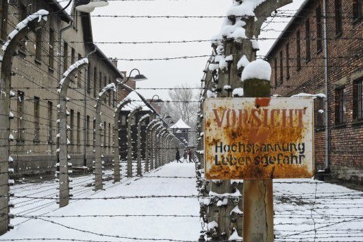 Một góc trại tử thần Auschwitz-Birkenau ở Ba Lan. Ảnh: AP/Alik Keplicz