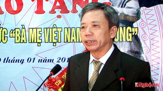 Ông Trương Như Hùng – Phường Nghi Hải đại điện các thân nhân mẹ VNAH phát  biểu