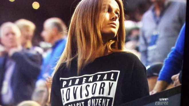 Kim Sears luôn sát cánh cùng Murray.