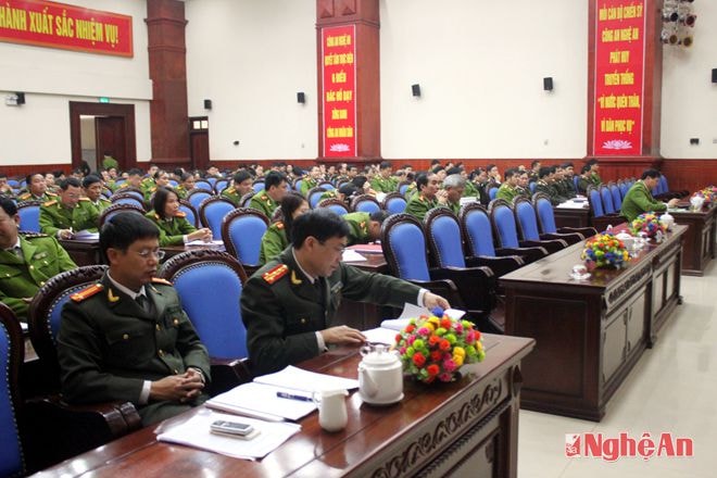 Các đại biểu tham dự hội nghị