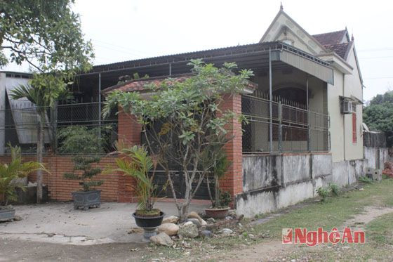 Nhà riêng của chủ hụi Nguyễn Thị Loan tại xóm 8, xã Tân Sơn (Đô Lương)