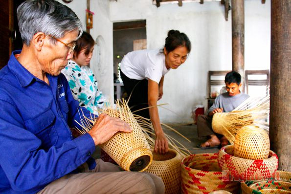Làng nghề mây tre đan Nghi Thái (Nghi Lộc). Ảnh: Phan Văn Toàn