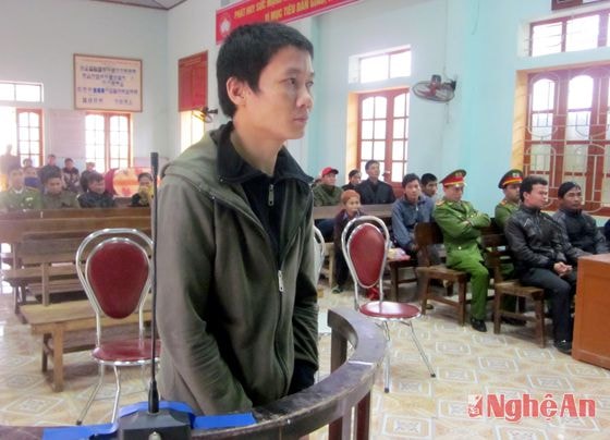 Đối tượng Võ Văn Định tại phiên tòa
