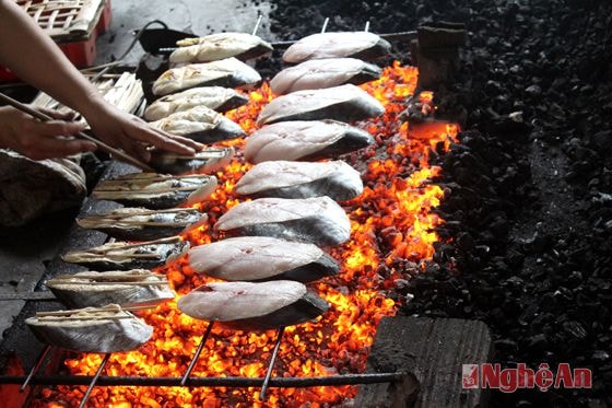 Cá thu tươi nướng đúng kỹ thuật có thể bảo quản lâu trong tủ đá