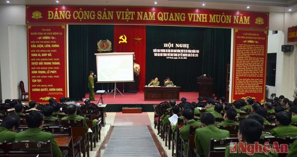 Toàn cảnh Hội nghị triển khai phương án đảm bảo an toàn dịp Tết Nguyên đán Ất Mùi.