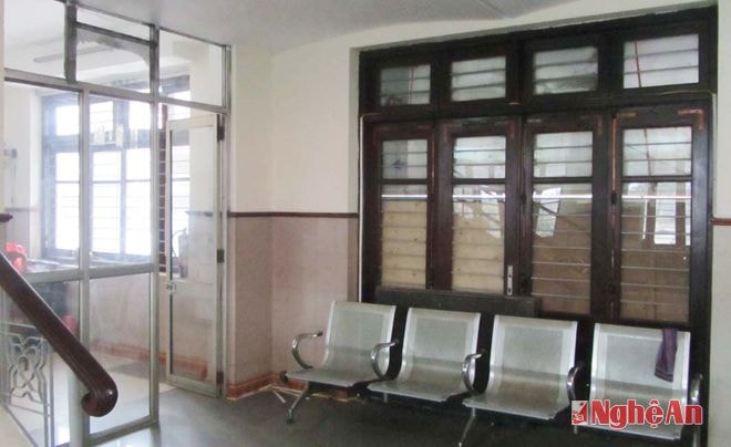 Điều hòa nhiệt độ, cửa gió... tại phòng chờ đã được Ga Vinh đầu tư mới.