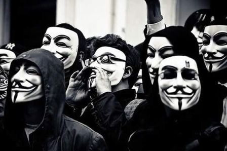 Biểu tượng duy nhất gắn liền với nhóm hacker nổi tiếng Anonymous là chiếc mặt nạ Guy Fawkes