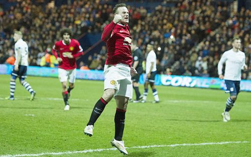Rooney ăn mừng bàn thắng (Ảnh: Daily Mail)